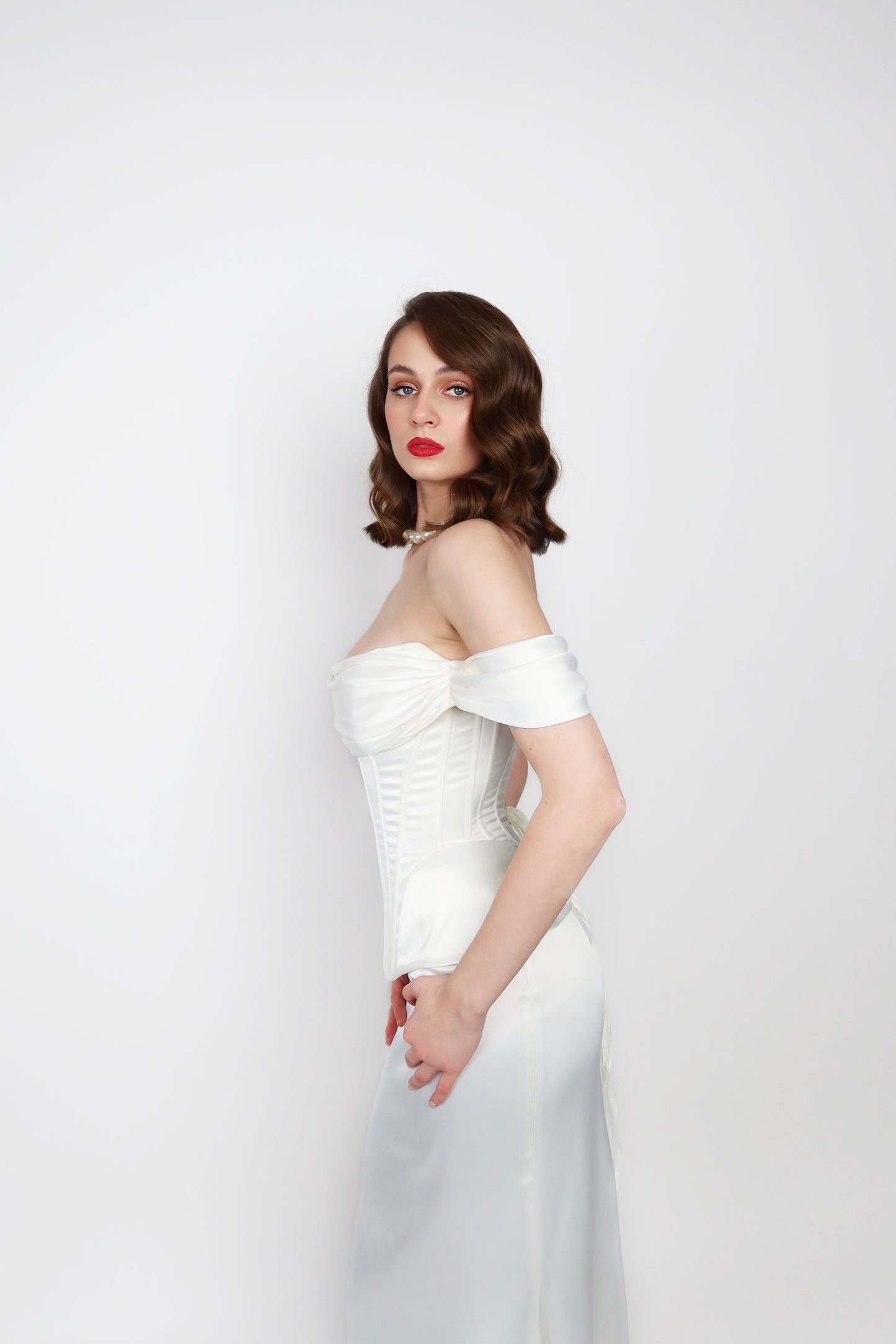 SOPHIE SATIN CORSET IVORY WITH STRAPS