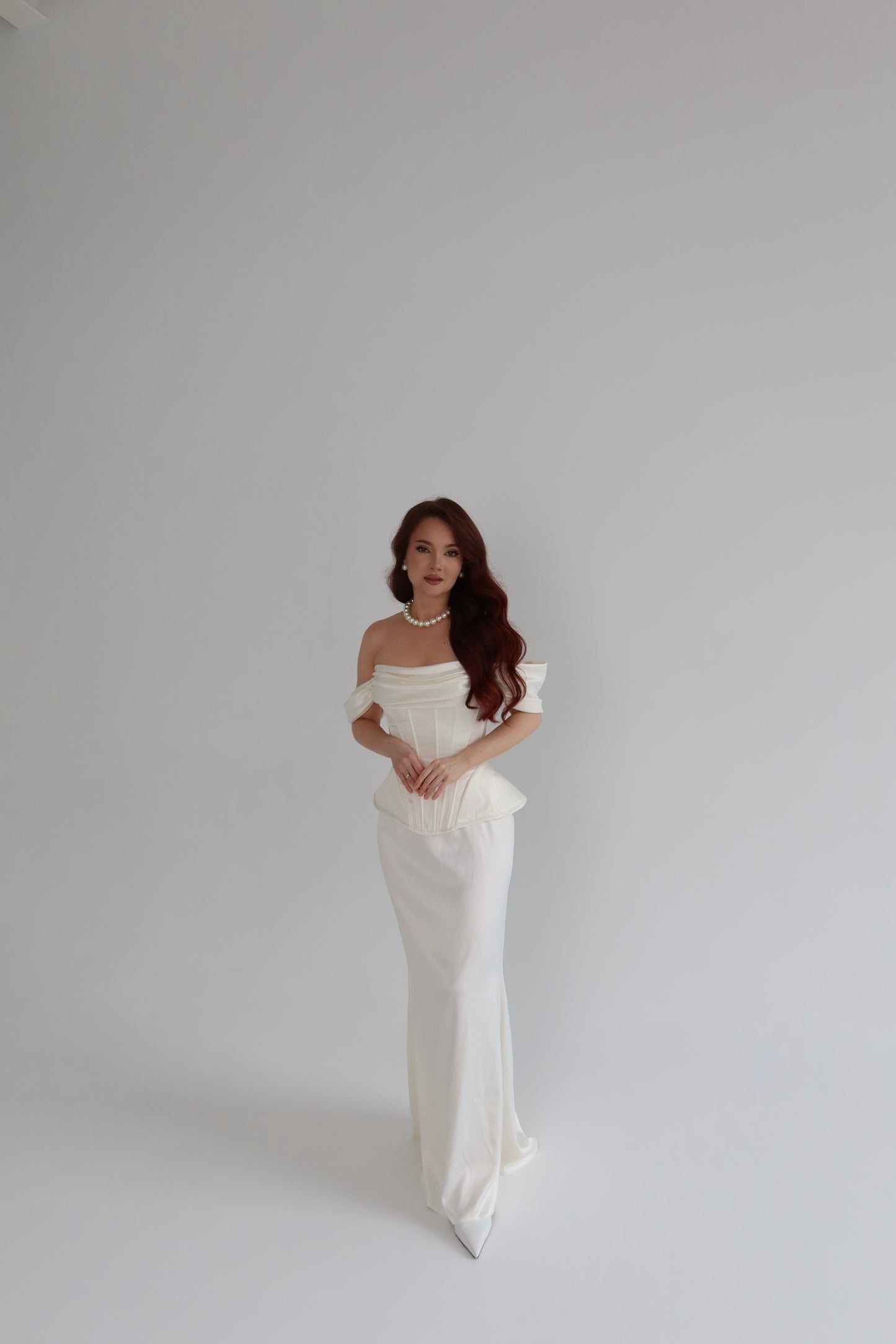 SET SOPHIE SATIN CORSET & CLASSIC SATIN SKIRT [with straps]