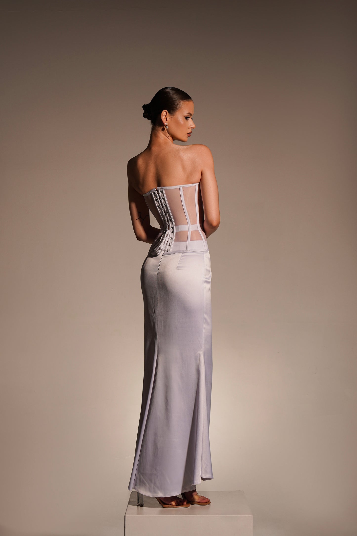SET ALWAYS CORSET & CLASSIC SATIN SKIRT WHITE